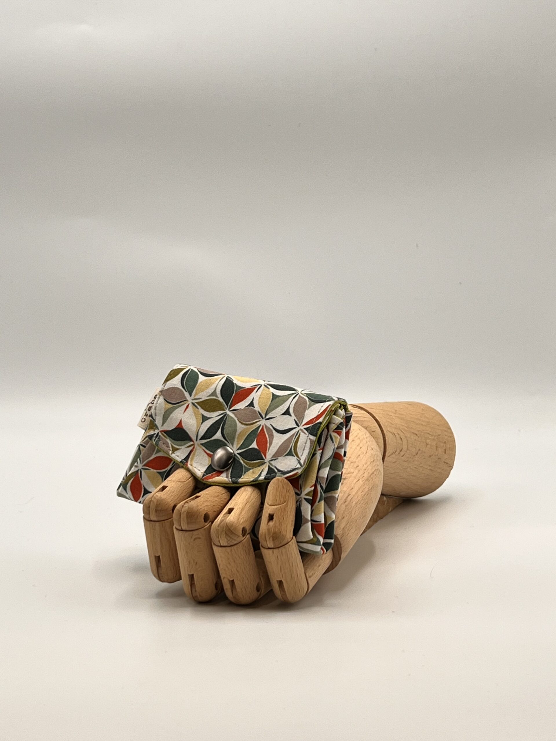 Monedero APONI-geométrico verde.