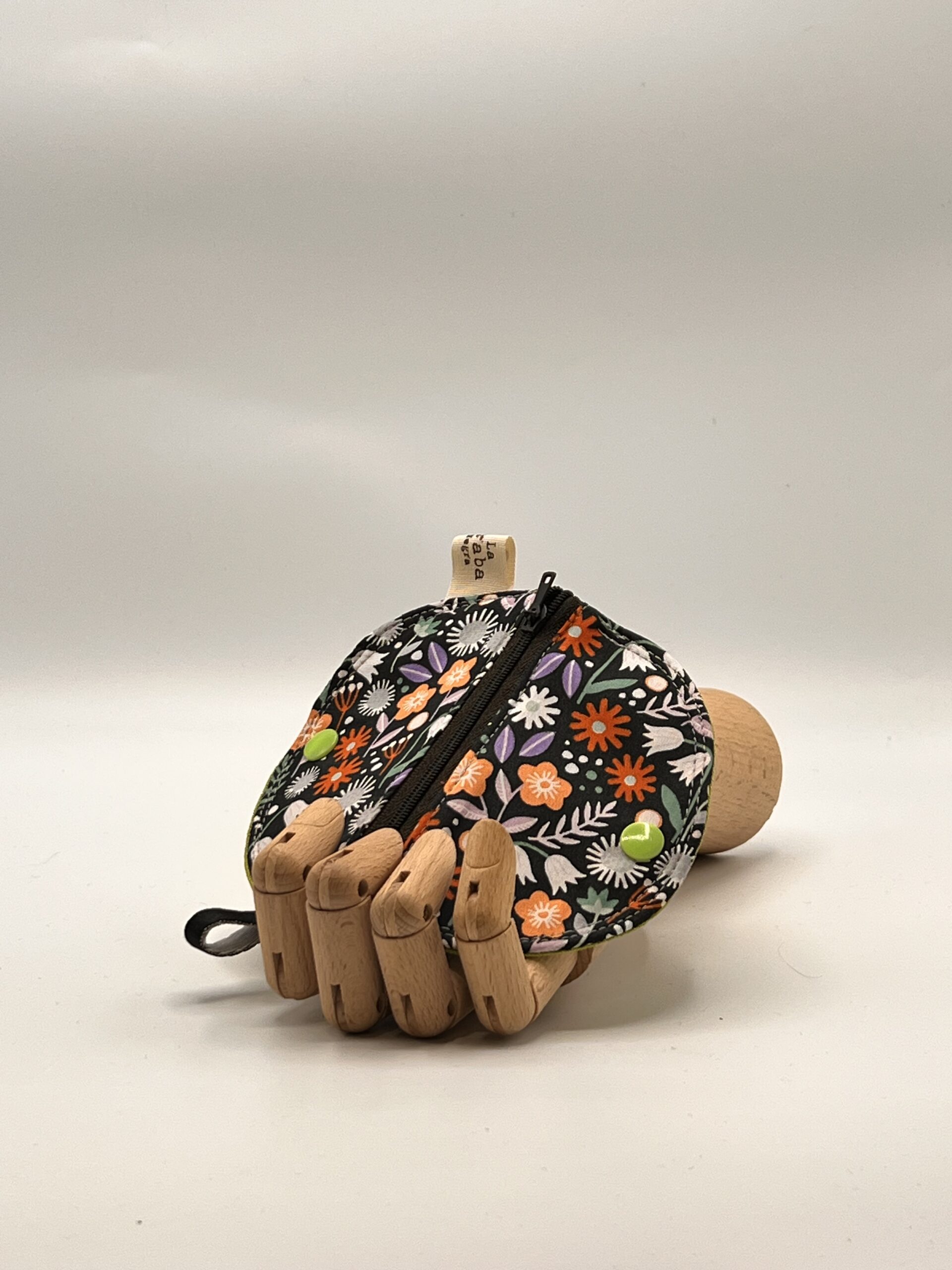 Monedero LIRA-flores negro. - Imagen 2