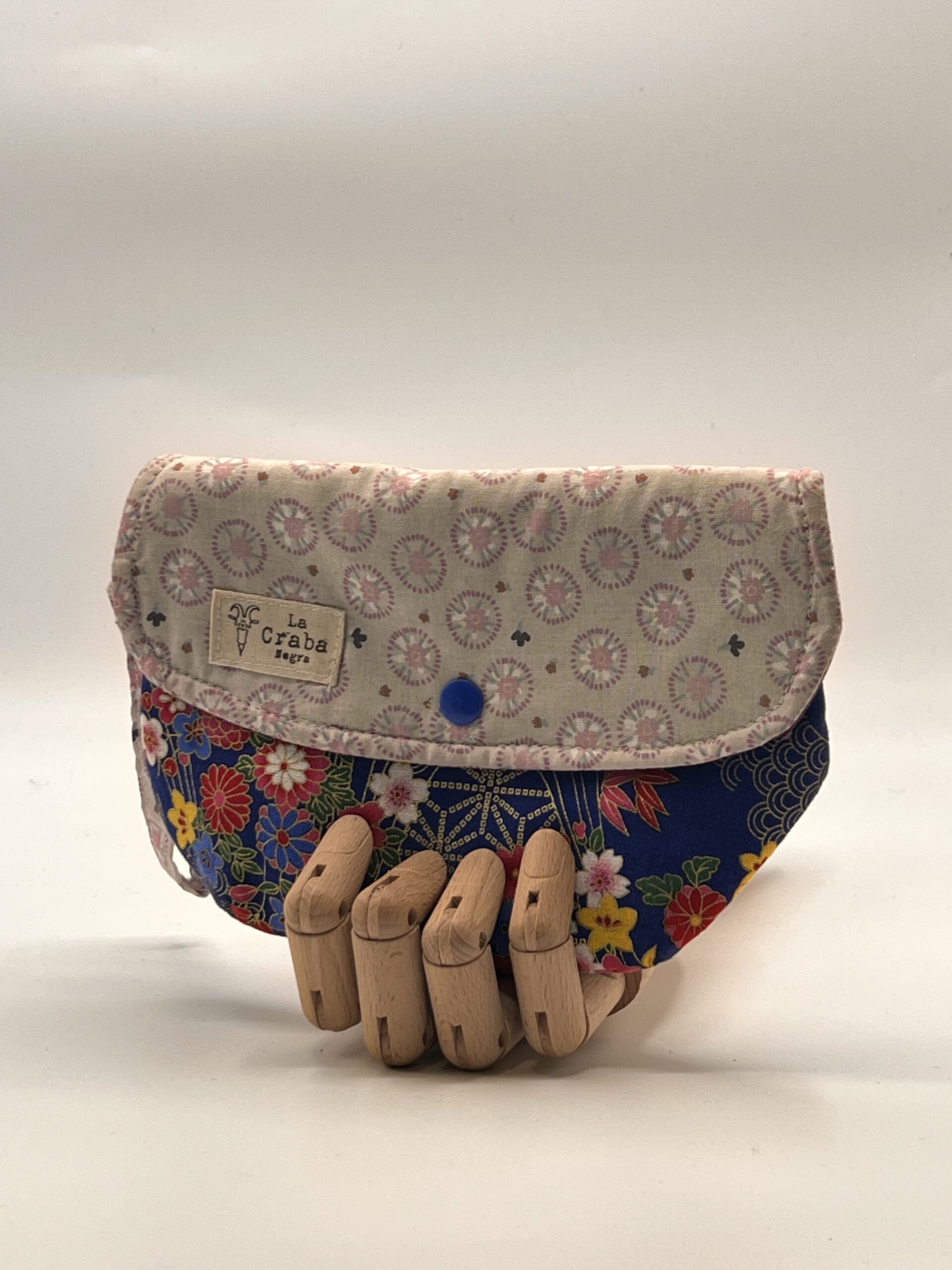 Neceser MIKA-círculos morados.