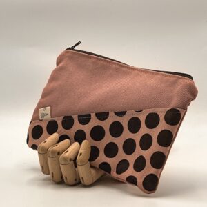 MONEDERO-NECESER-TIERRAU. Rosa lunar marrón.