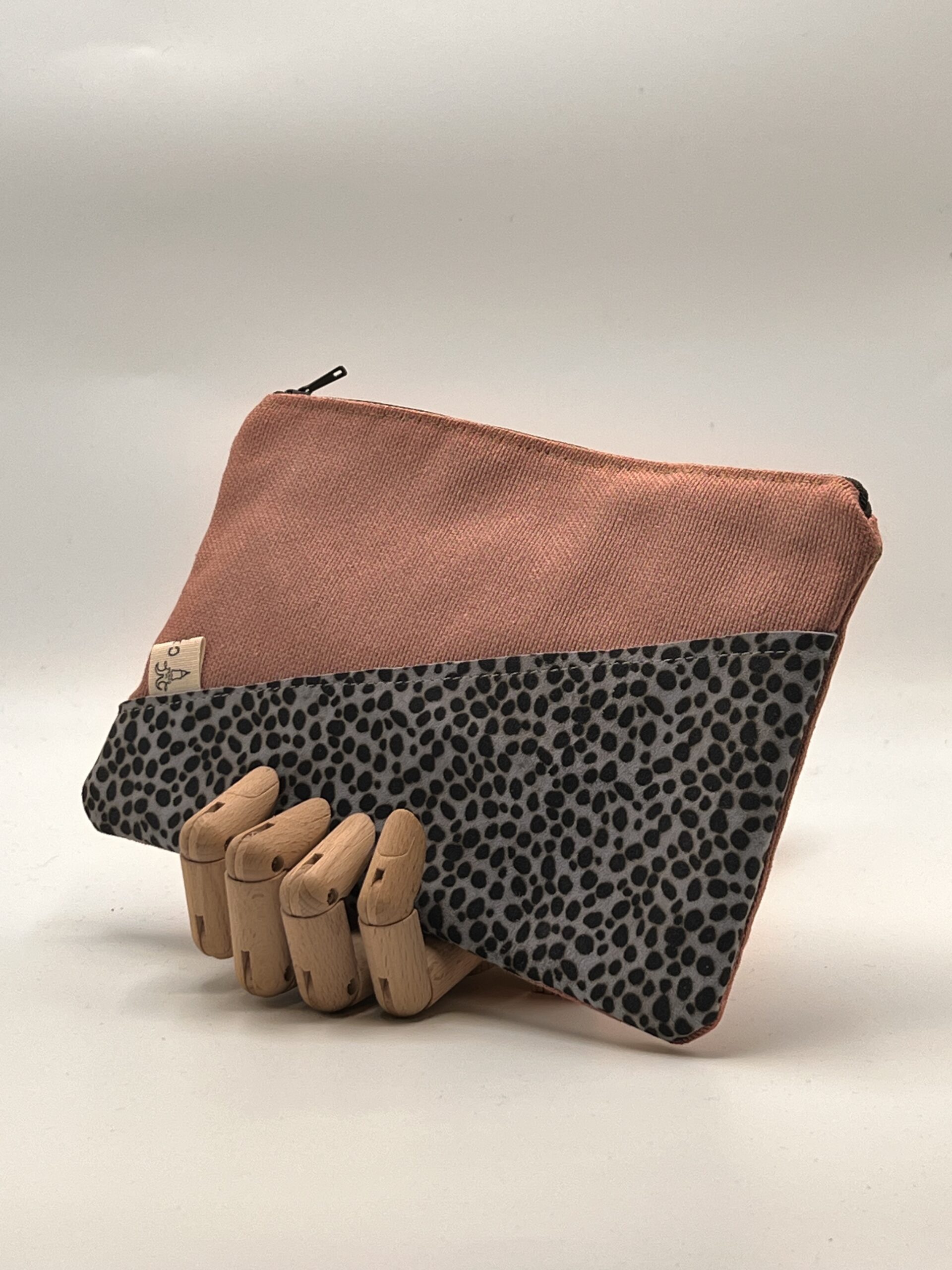 MONEDERO-NECESER-TIERRAU. Rosa topo azul.